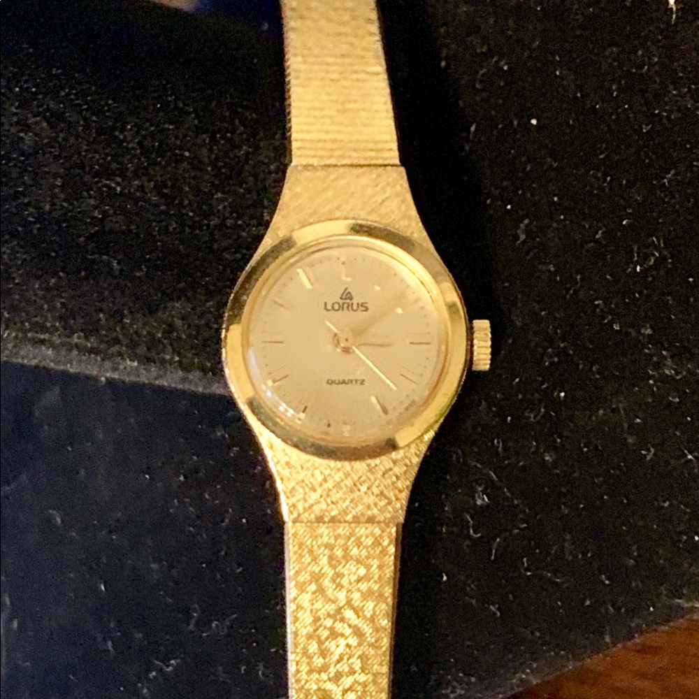 Lorus ladies watch - vintage watch